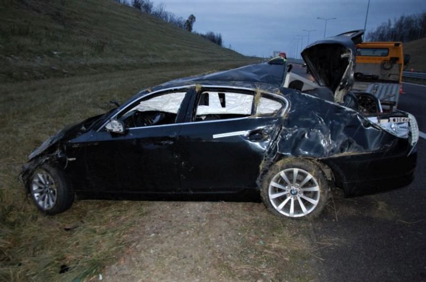 Cieszacin Wielki. Dachowanie na autostradzie A4