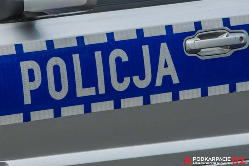 62-latek został ranny podczas załadunku drewna
