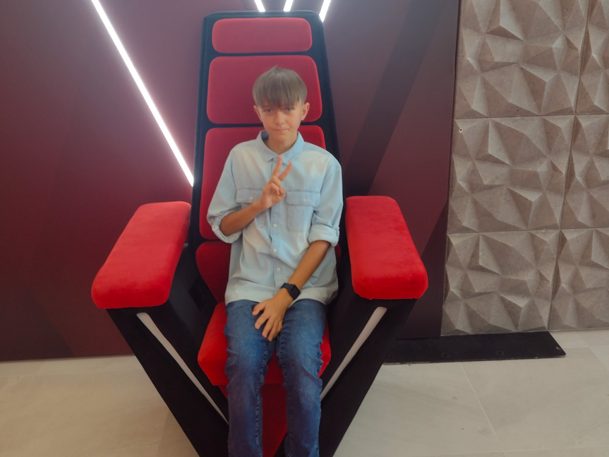 Hubert Piękoś z Moderówki wystąpi w The Voice Kids