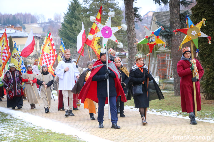 Jubileuszowy Orszak Trzech Króli w Krościenku Wyżnym [ZDJĘCIA]