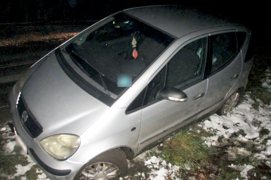 Kompletnie pijany 39-latek wjechał do rowu
