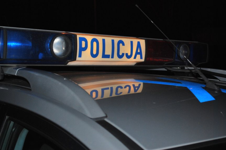 Po pijanemu uszkodził cztery zaparkowane pojazdy