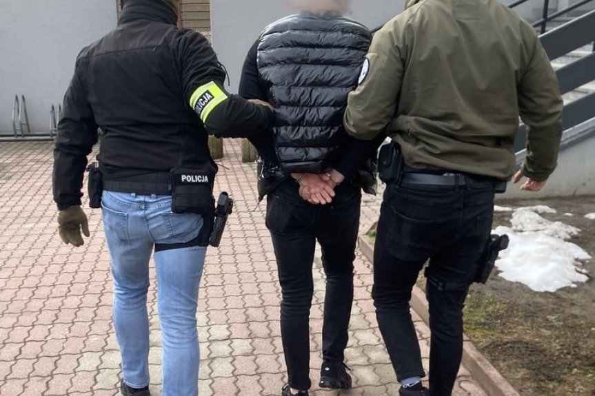 Policyjni "poszukiwacze" zatrzymali kolejne trzy osoby