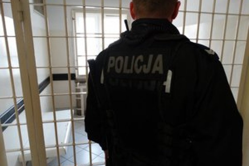 Poszukiwany listem gończym został tymczasowo aresztowany