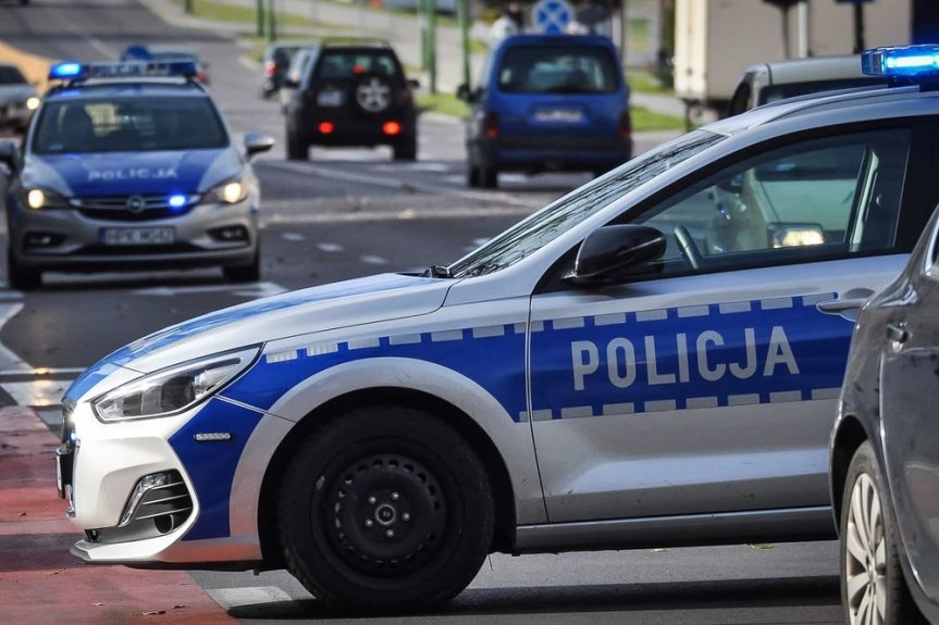 Wjechał w nieoznakowany radiowóz policyjny