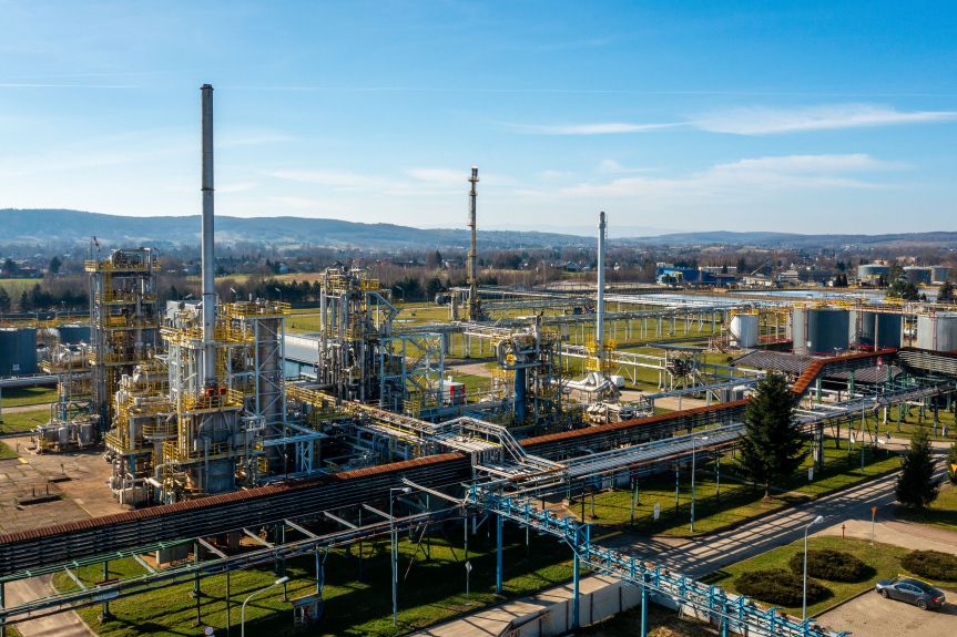 Z Trzebini do Jedlicza koleją. ORLEN Południe przyspiesza regenerację olejów
