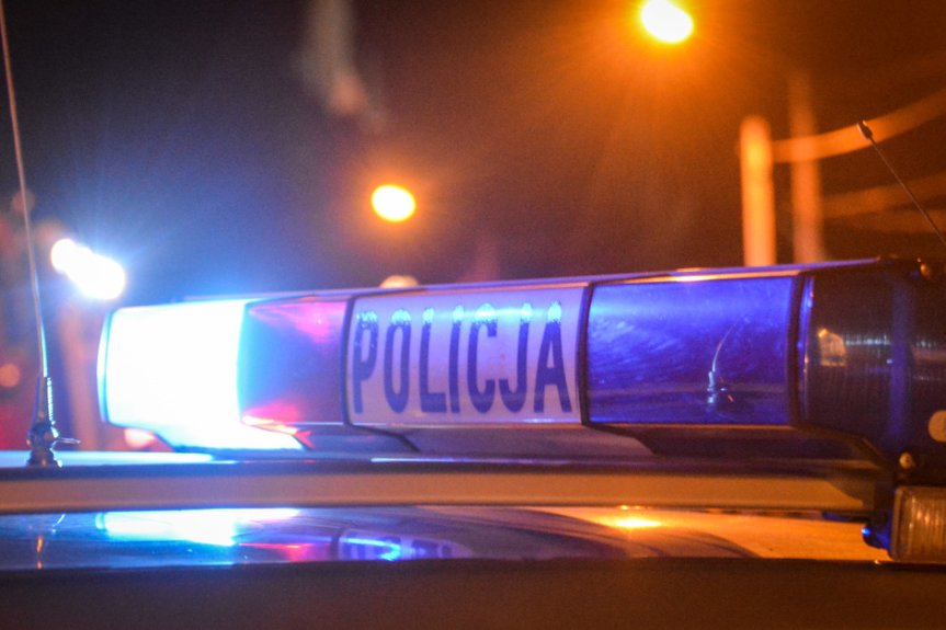 Zatrzymanie sprawcy kradzieży z włamaniem do sklepu w Błoniu