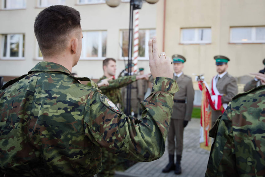 	48 funkcjonariuszy złożyło ślubowanie