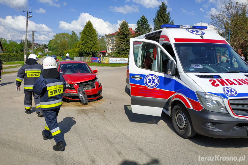 Kolizja drogowa na skrzyżowaniu w Kopytowej