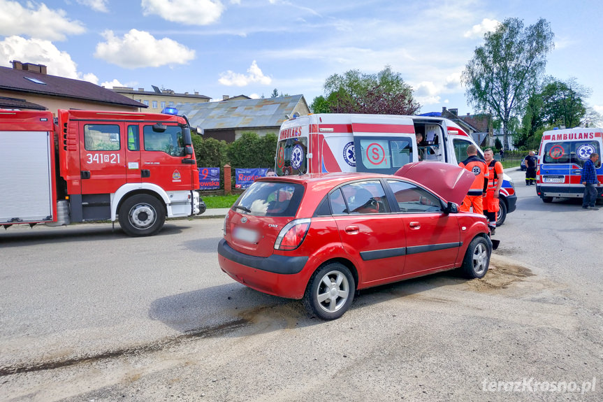 Kolizja drogowa na skrzyżowaniu w Kopytowej