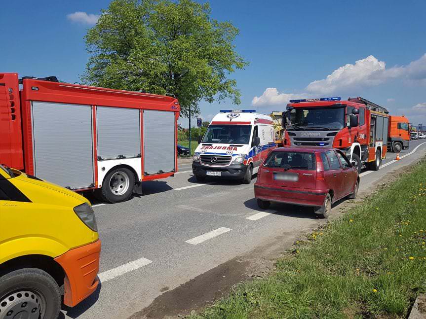 Kolizja drogowa na ulicy Zręcińskiej w Krośnie