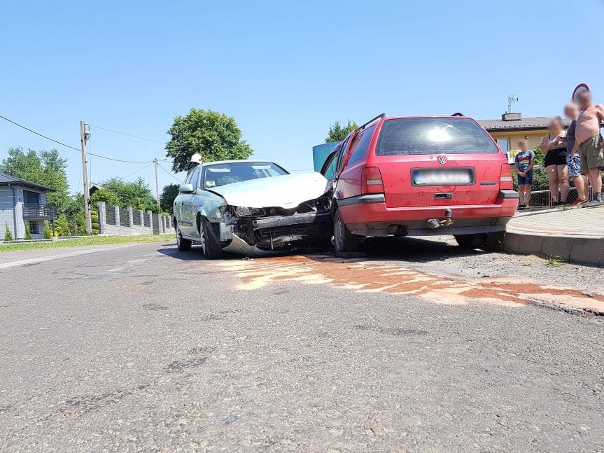 Kolizja na skrzyżowaniu w Jedliczu