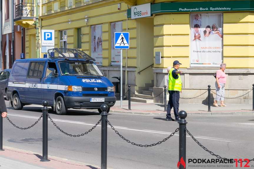 Kolizja policyjnego radiowozu