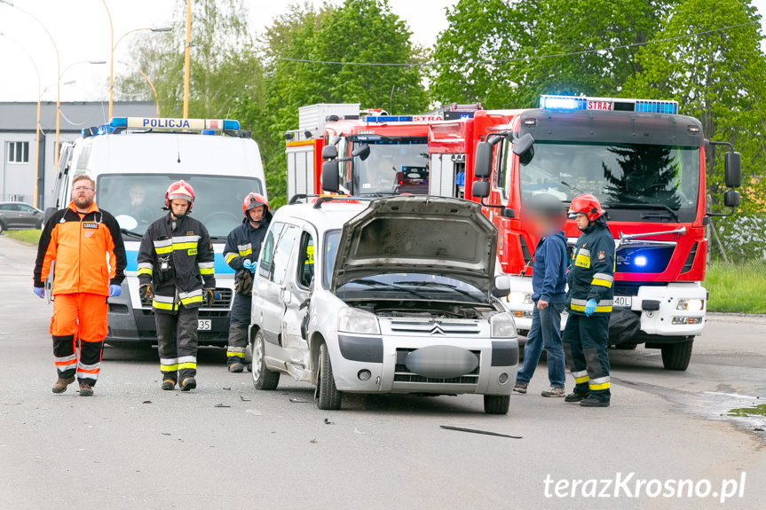 Kolizja w Krośnie. Zderzenie porsche i citroena