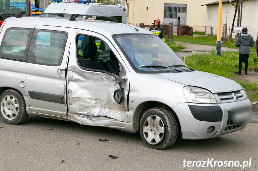 Kolizja w Krośnie. Zderzenie porsche i citroena