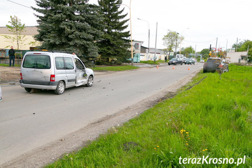 Kolizja w Krośnie. Zderzenie porsche i citroena