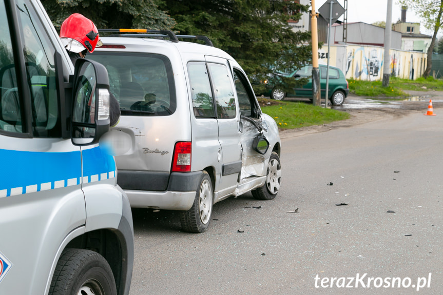 Kolizja w Krośnie. Zderzenie porsche i citroena