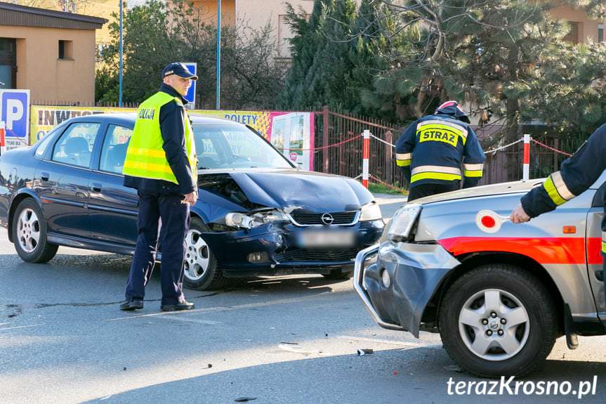 Krosno. Kolizja na Lwowskiej z udziałem 4 samochodów