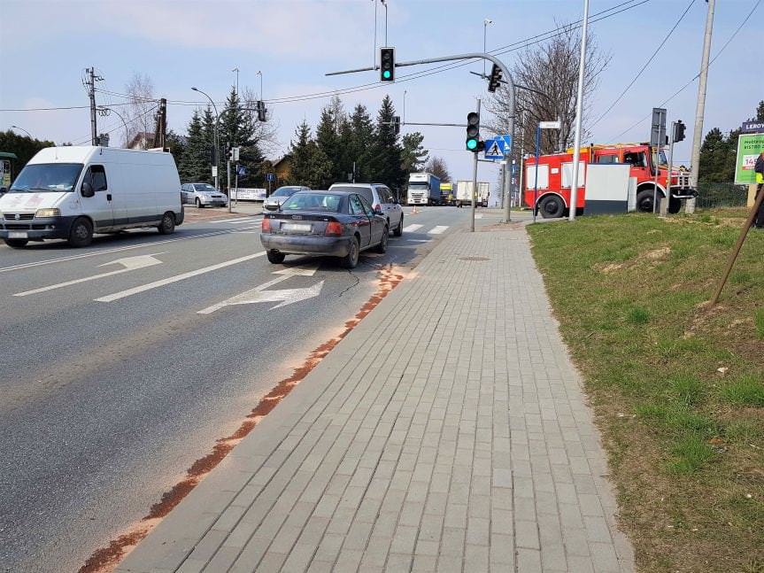 Krosno. Najechanie na tył pojazdu na ulicy Bieszczadzkiej