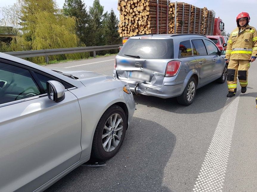 Krosno. Zderzenie pięciu samochodów osobowych 