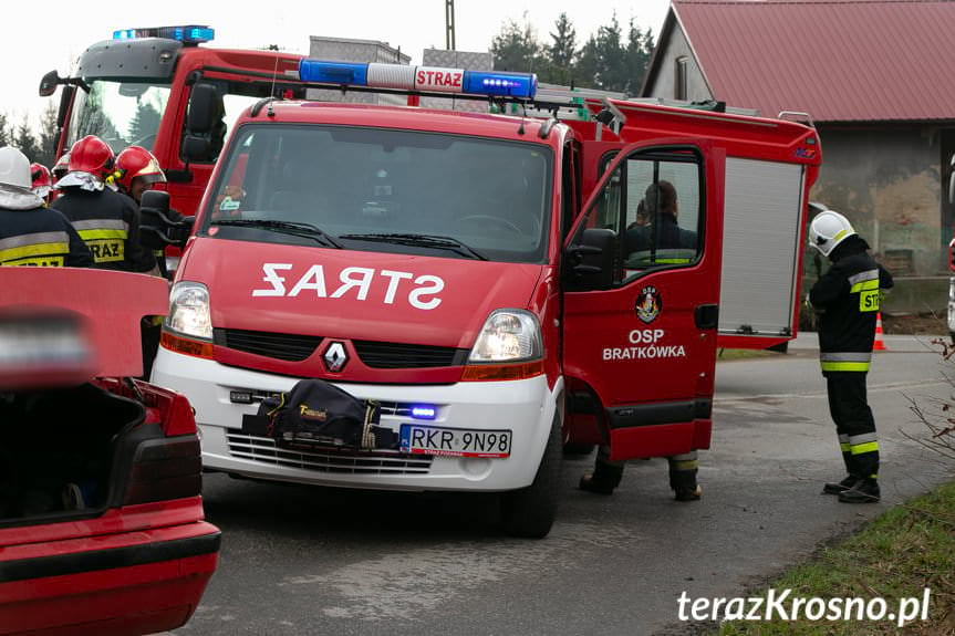 Łęki Strzyżowskie. Zderzenie Alfa Romeo z BMW