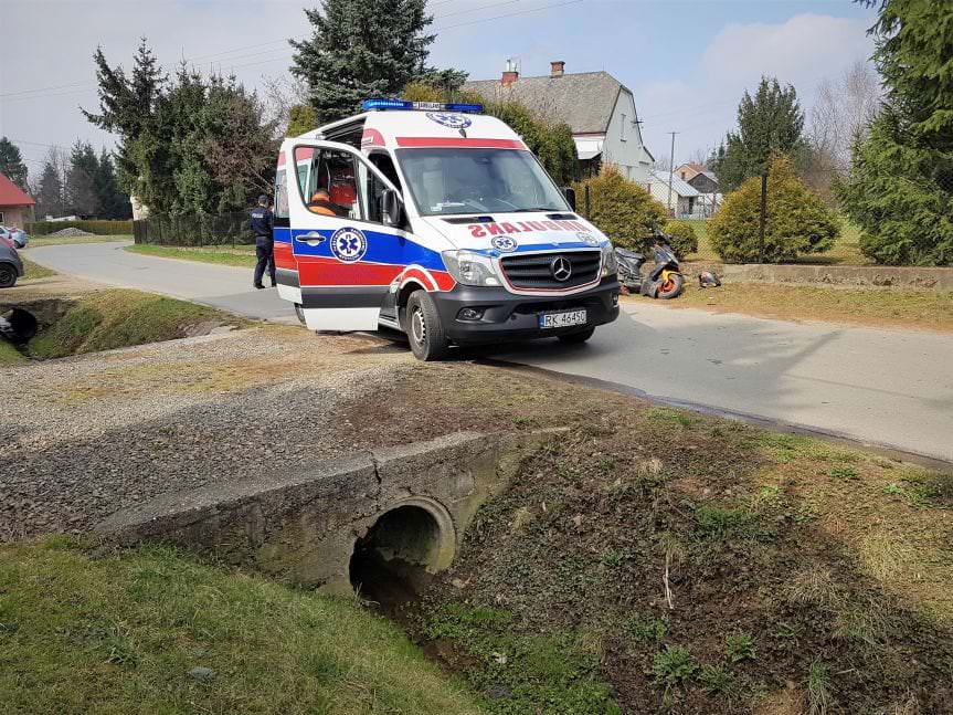 Moderówka. Zdarzenie drogowe z udziałem skutera