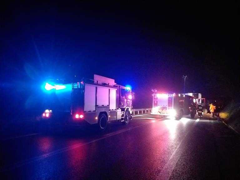 Nocne zderzenie na zakręcie śmierci 