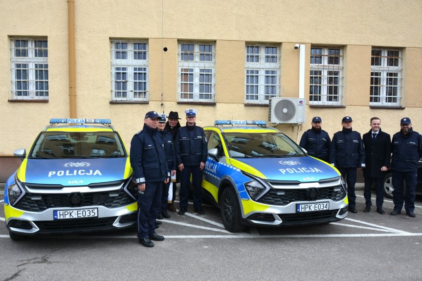 Nowe radiowozy dla przeworskich policjantów