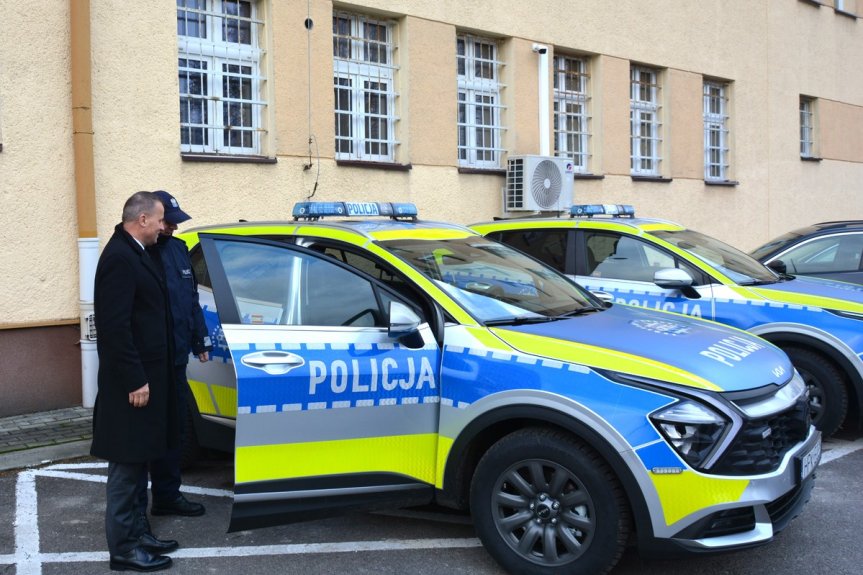 Nowe radiowozy dla przeworskich policjantów