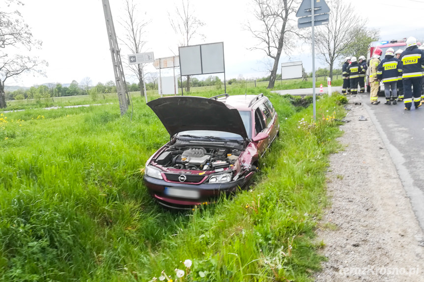 Pastwiska. Zderzenie dwóch samochodów osobowych