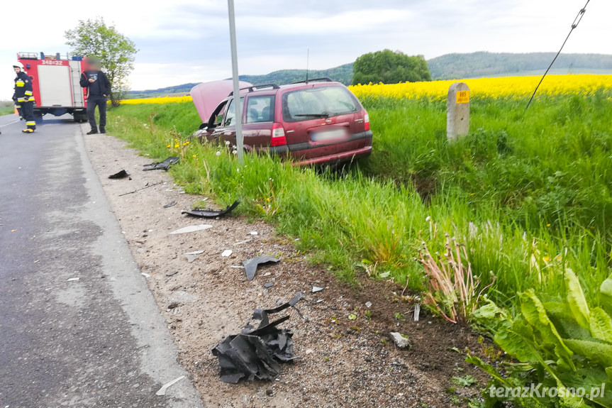 Pastwiska. Zderzenie dwóch samochodów osobowych