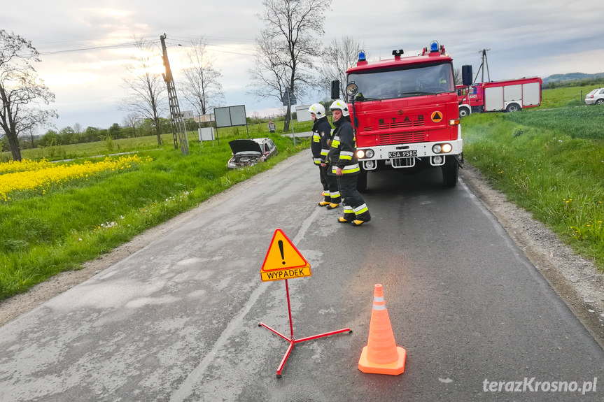 Pastwiska. Zderzenie dwóch samochodów osobowych