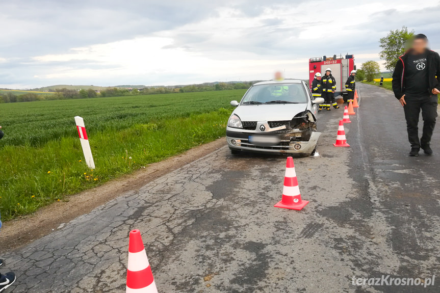 Pastwiska. Zderzenie dwóch samochodów osobowych