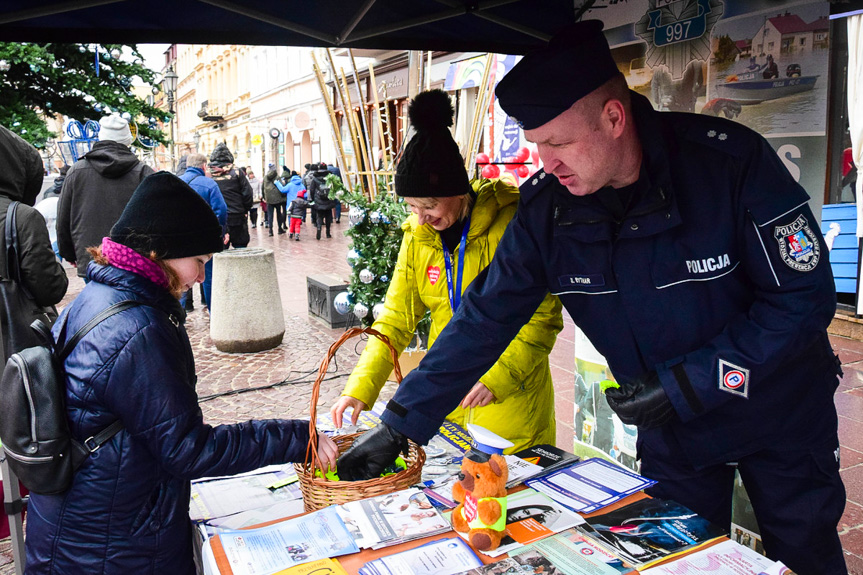 Podkarpaccy policjanci grali z WOŚP