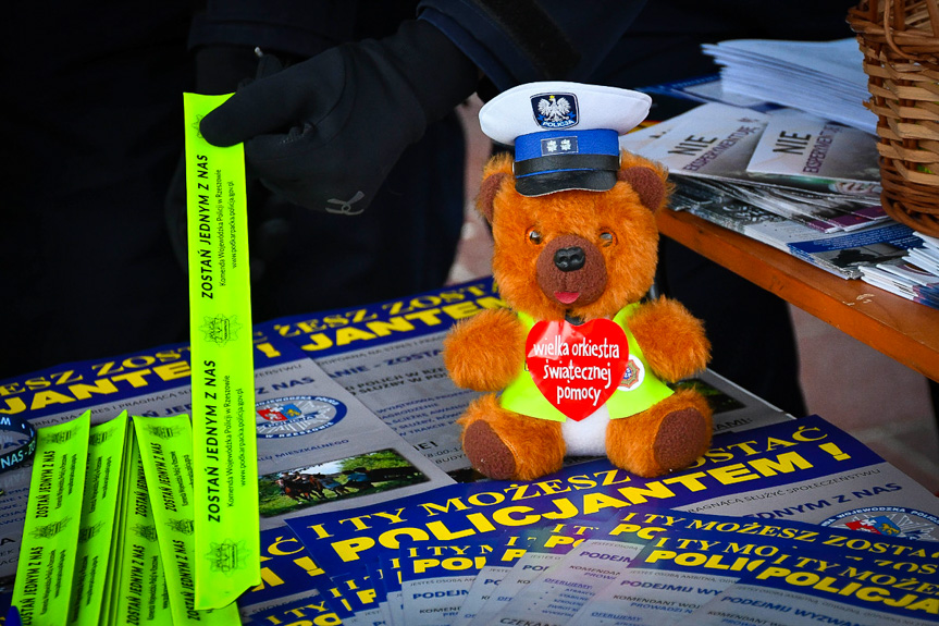 Podkarpaccy policjanci grali z WOŚP