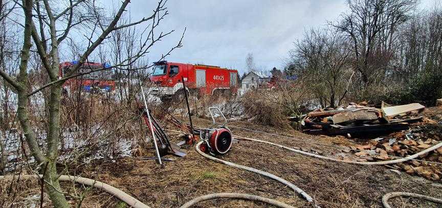 Poważny pożar opuszczonego budynku 