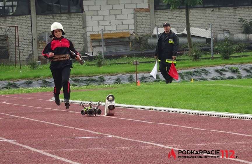 Powiatowe Zawody Sportowo-Pożarnicze w Pruchniku
