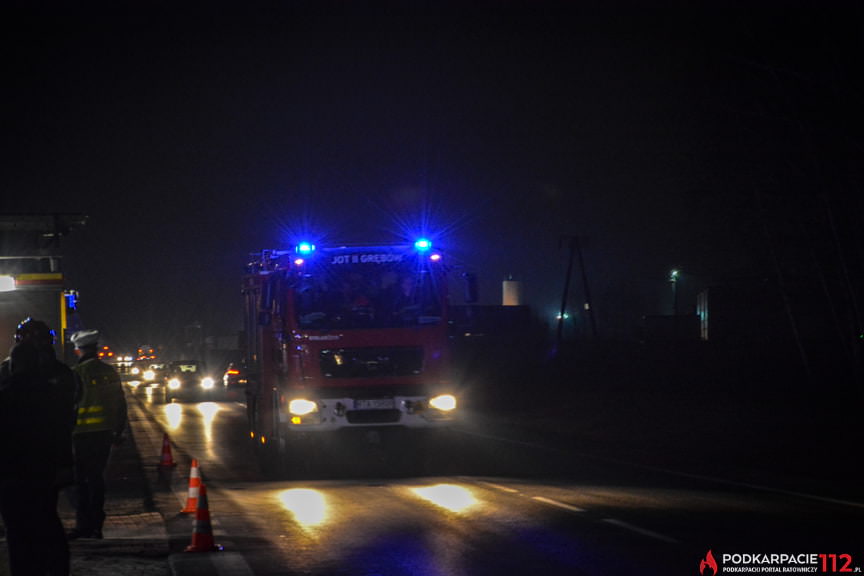 Pożar 40 wraków na złomowisku 