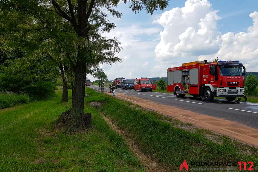 Pożar ciężarówki w Zimnej Wodzie