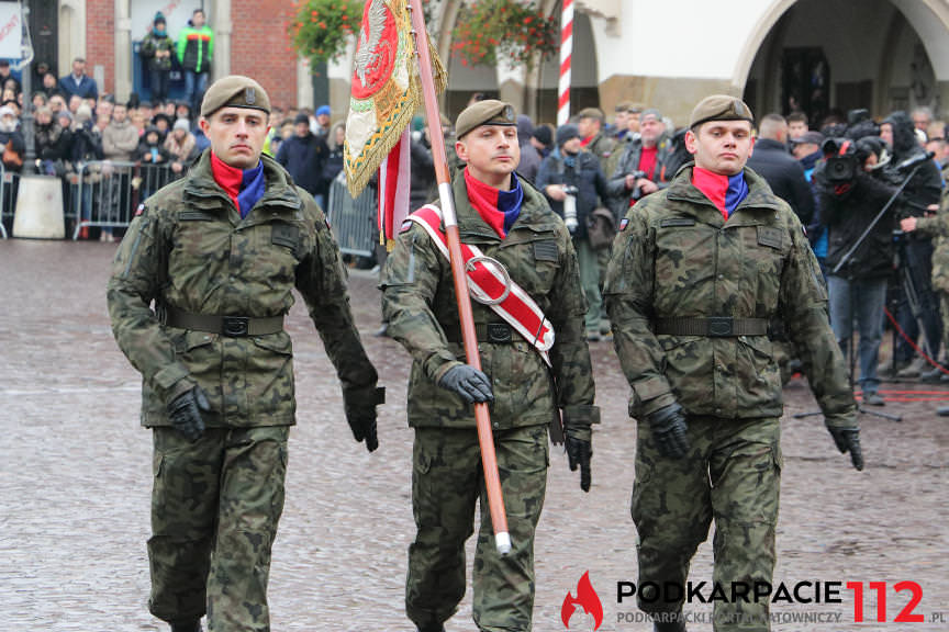 Przysięga żołnierzy WOT na rynku w Rzeszowie