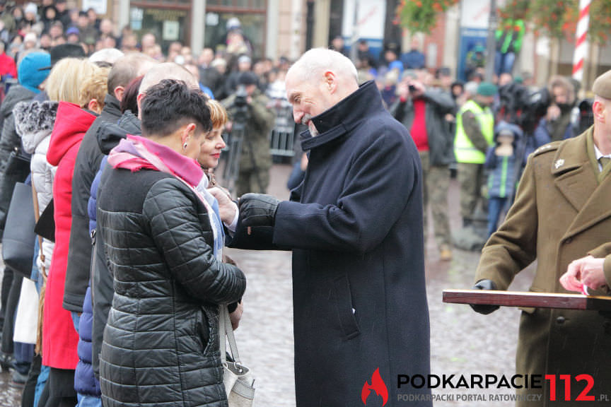 Przysięga żołnierzy WOT na rynku w Rzeszowie