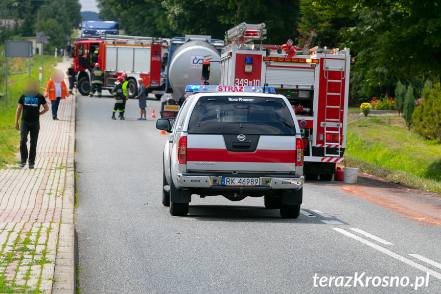 Teodorówka. Zderzenie samochodu ciężarowego i osobówki