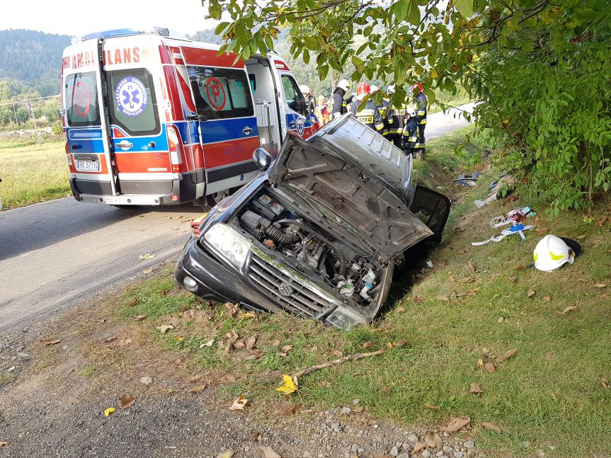 Wypadek drogowy w Węglówce