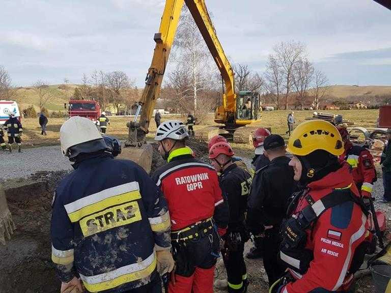 Wypadek przy pracach ziemnych 