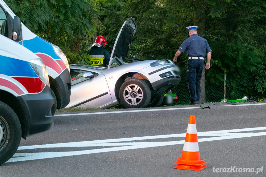 Wypadek w Iskrzyni. Zderzenie auta z motocyklem