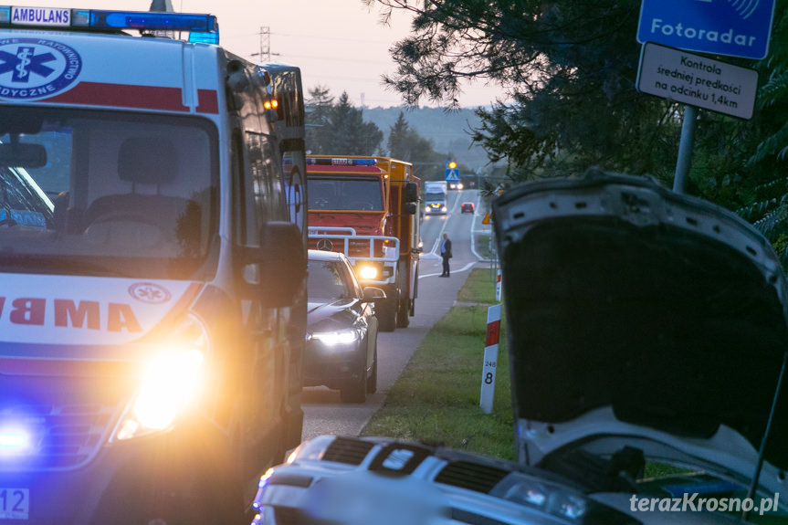 Wypadek w Iskrzyni. Zderzenie auta z motocyklem