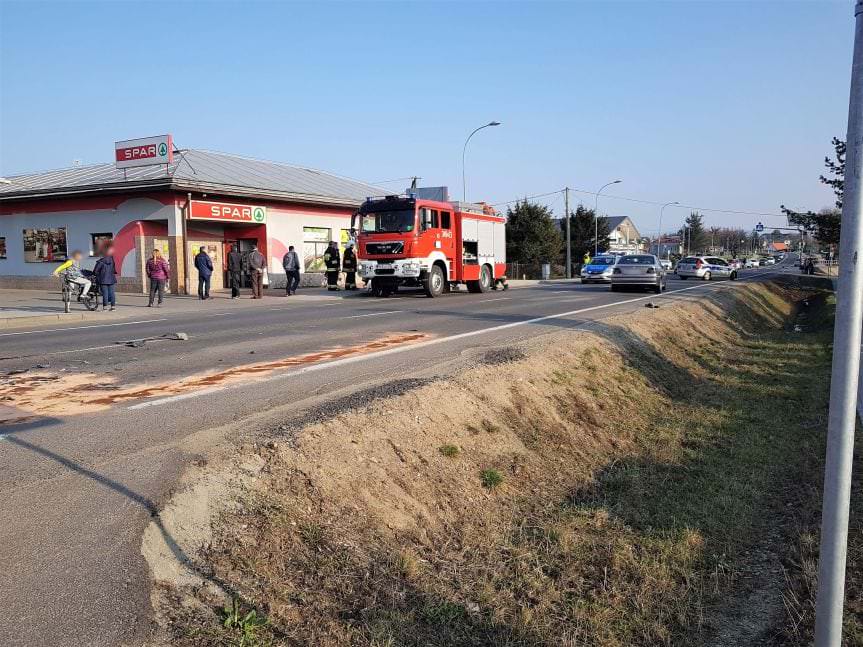 Wypadek w Iwoniczu. Zderzenie dwóch samochodów osobowych