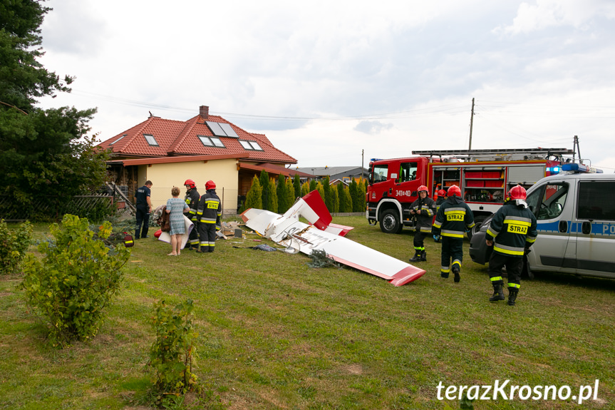 Wypadek w Krośnie. W okolicy lotniska rozbił się szybowiec