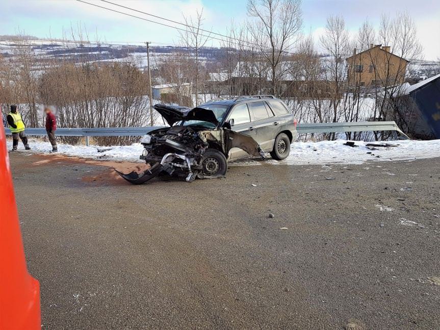 Wypadek w Łysej Górze. Zderzenie trzech pojazdów