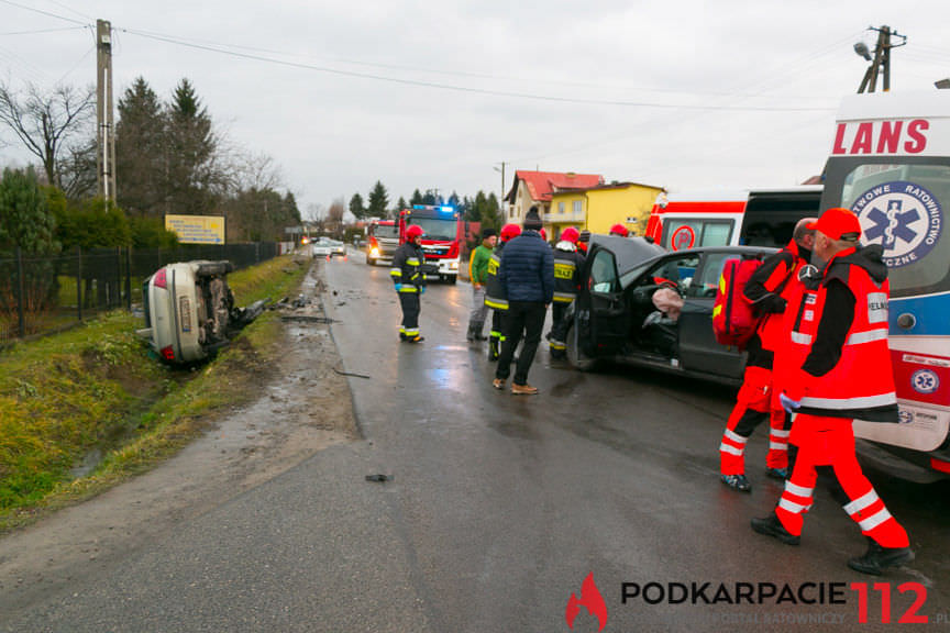 Wypadek w Świerzowej Polskiej na skrzyżowaniu